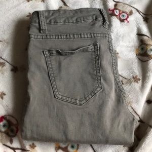 💚Grey/Green Jeans💚
